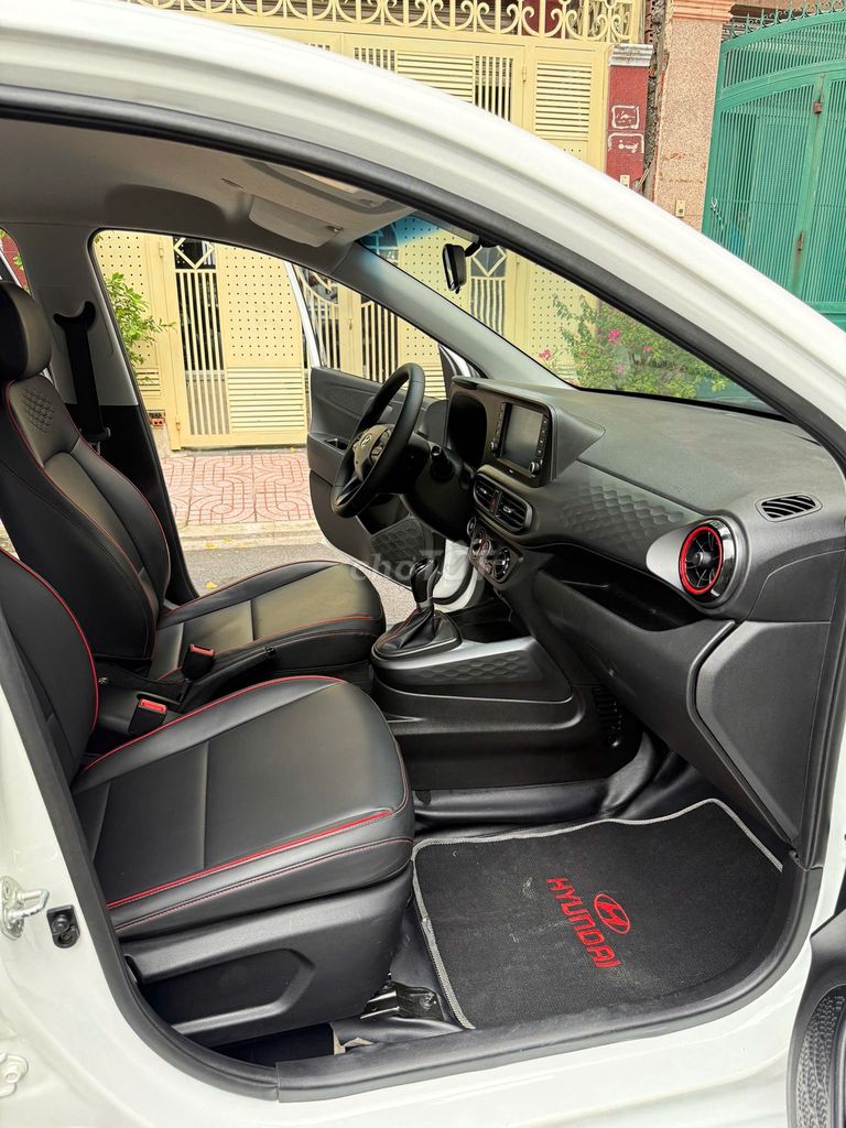 Hyundai Grand i10 2022 1.2 AT - 42000 km. Mua bán Ô tô tại Quận Bình Thạnh Tp Hồ Chí Minh được đăng bởi Nguyen van dat hình 15