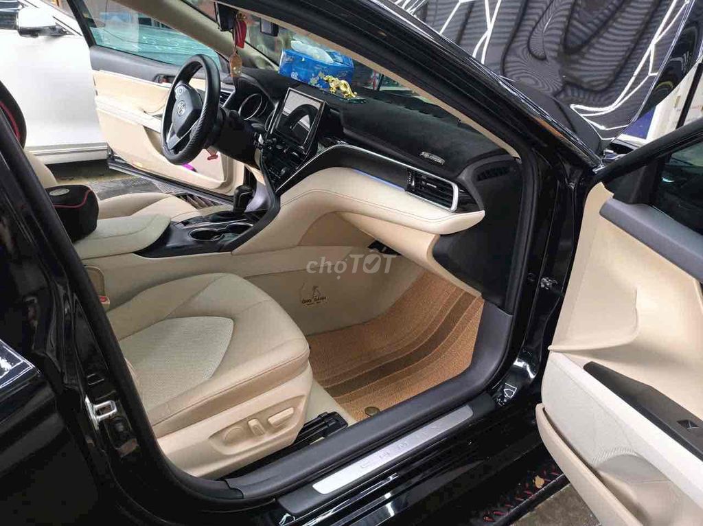 Toyota Camry 2023 2.5HV - 49000 km. Mua bán Ô tô tại Thành phố Biên Hòa Đồng Nai được đăng bởi Nguyễn Thành Tín hình 4