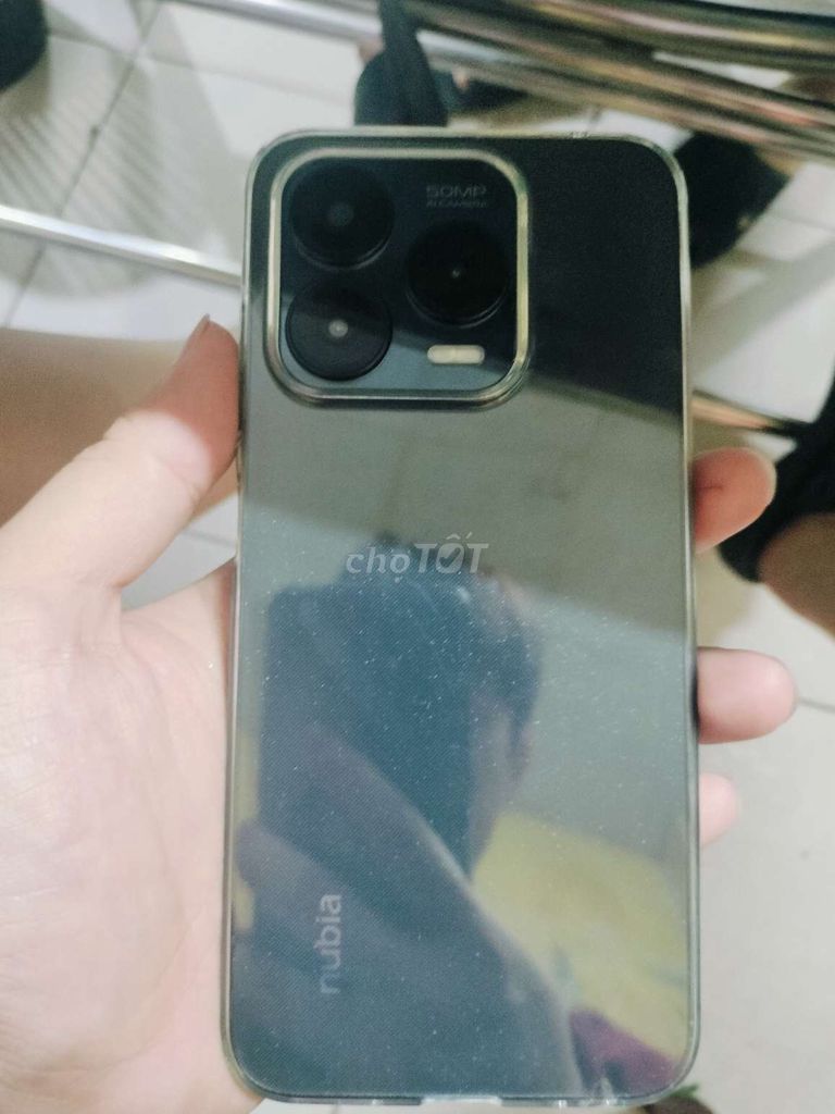 Nubia V70 Design 8GB/256GB Đen. Mua bán Điện thoại tại Thành phố Thanh Hóa Thanh Hóa được đăng bởi Sơn Nguyễn hình 1