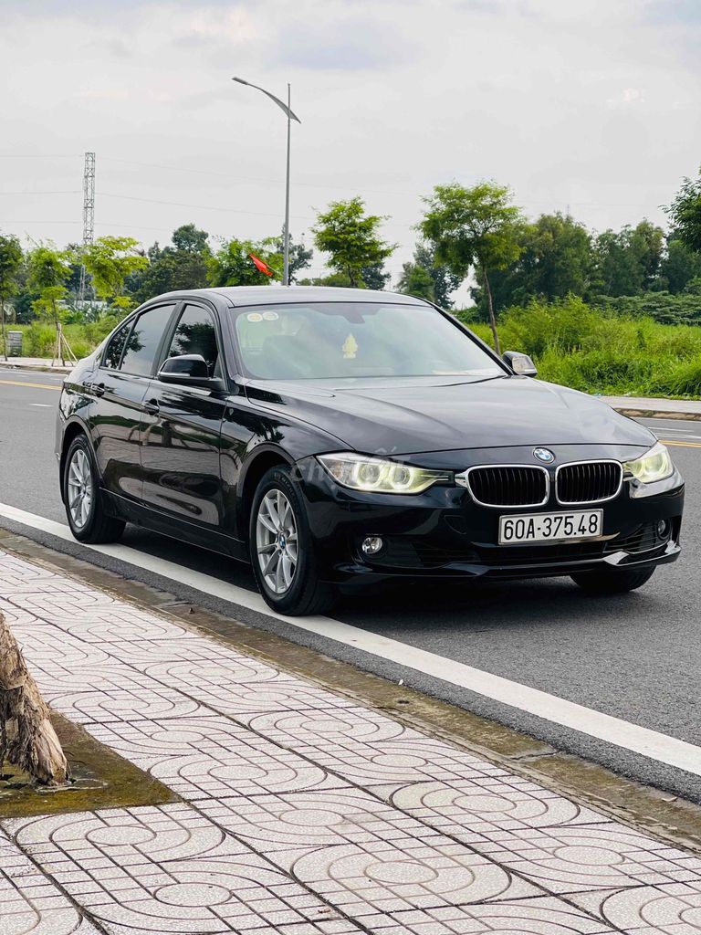 BMW 3 Series model 2013 320i - chất đẹp. Mua bán Ô tô tại Huyện Bình Chánh Tp Hồ Chí Minh được đăng bởi Bi Auto hình 8