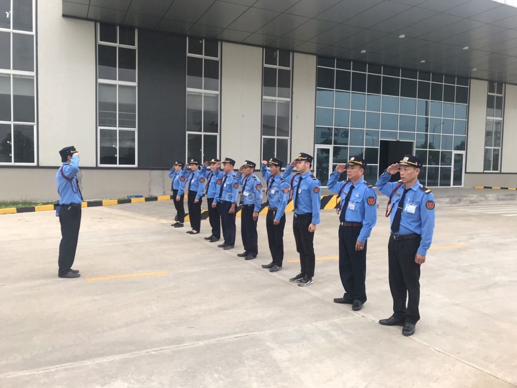 Tuyển Bảo Vệ Lương Cao, Bao Ăn. Việc làm tại Quận Bình Thạnh Tp Hồ Chí Minh được đăng bởi ÔNG TY CỔ PHẦN TẬP ĐOÀN BẢO VỆ AN NINH THÀNH ĐÔ hình 2