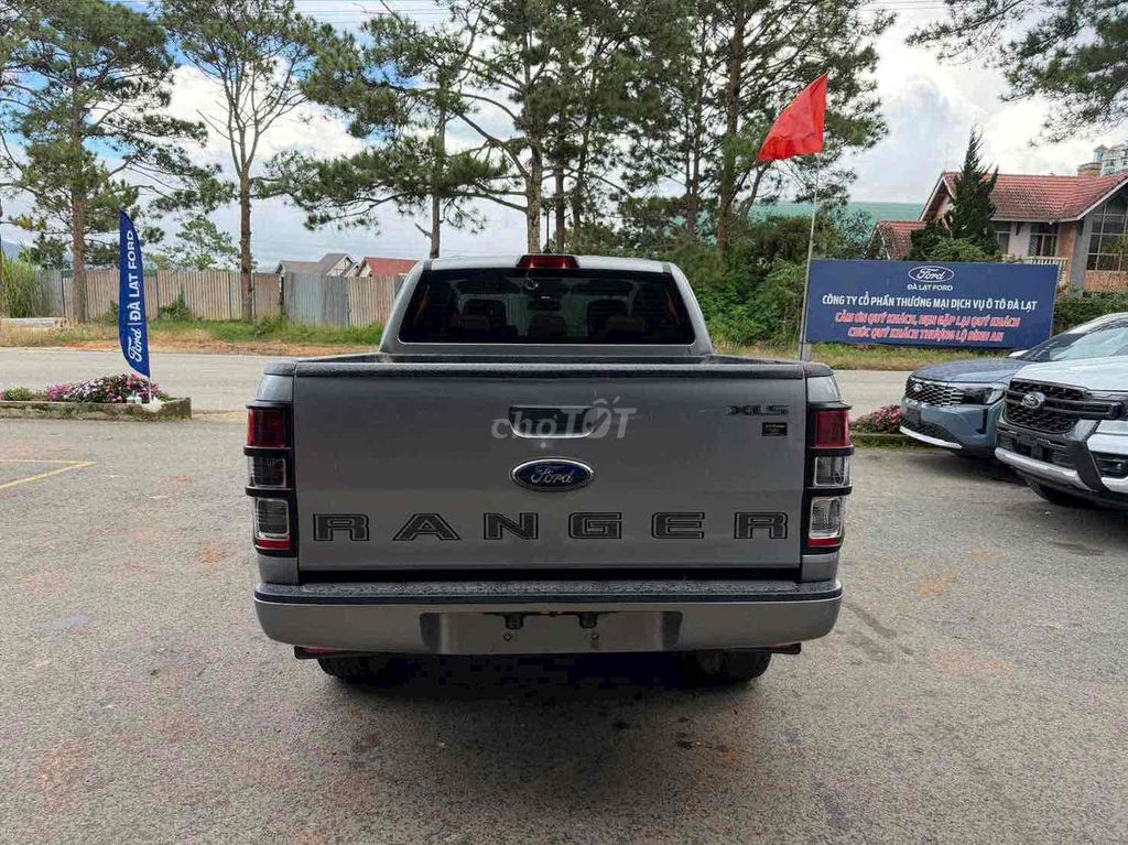 Ford Ranger 2019 XLS AT 4x2. TRẢ TRƯỚC 200 TRIỆU. Mua bán Ô tô tại Quận Bình Tân Tp Hồ Chí Minh được đăng bởi Huỳnh Thái Đảm hình 3