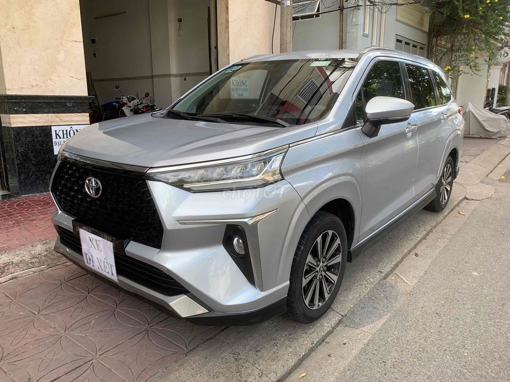 Toyota Veloz Cross 2022 CVT - 68699 km