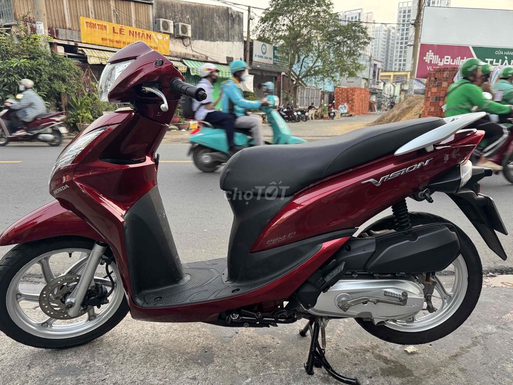 Honda Vision Đỏ Đã sử dụng. Mua bán Xe máy tại Quận Tân Phú Tp Hồ Chí Minh được đăng bởi Anh thành hình 2