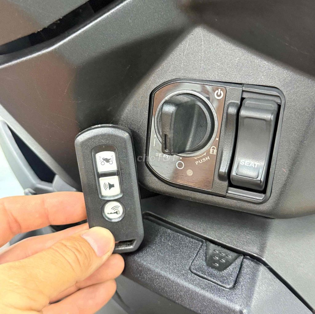 BEAT INDO 2024 KHOÁ SMK , HỒ SƠ CẦM TAY BAO TÊN SG. Mua bán Xe máy tại Quận Bình Tân Tp Hồ Chí Minh được đăng bởi Hữu Trọng hình 2