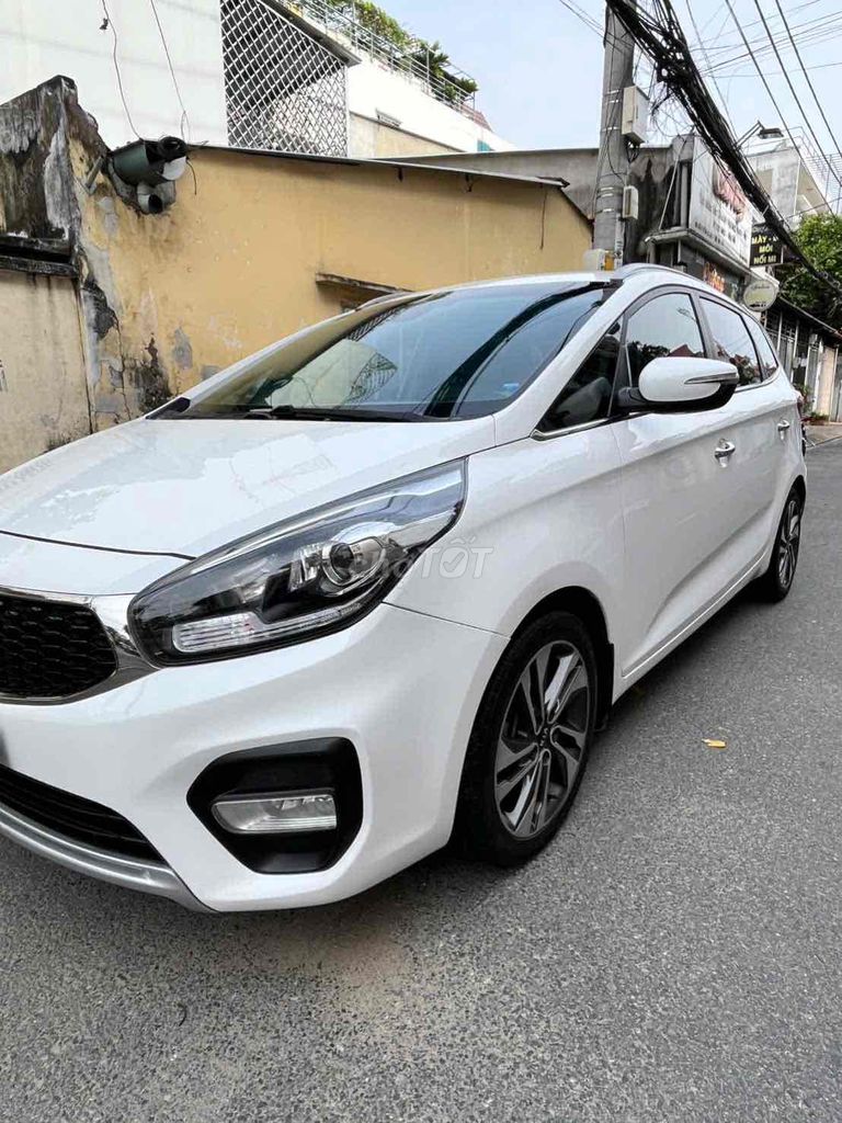 KIA RONDO 2017 Trắng. Mua bán Ô tô tại Thành phố Thủ Đức Tp Hồ Chí Minh được đăng bởi Ha Nguyen hình 3
