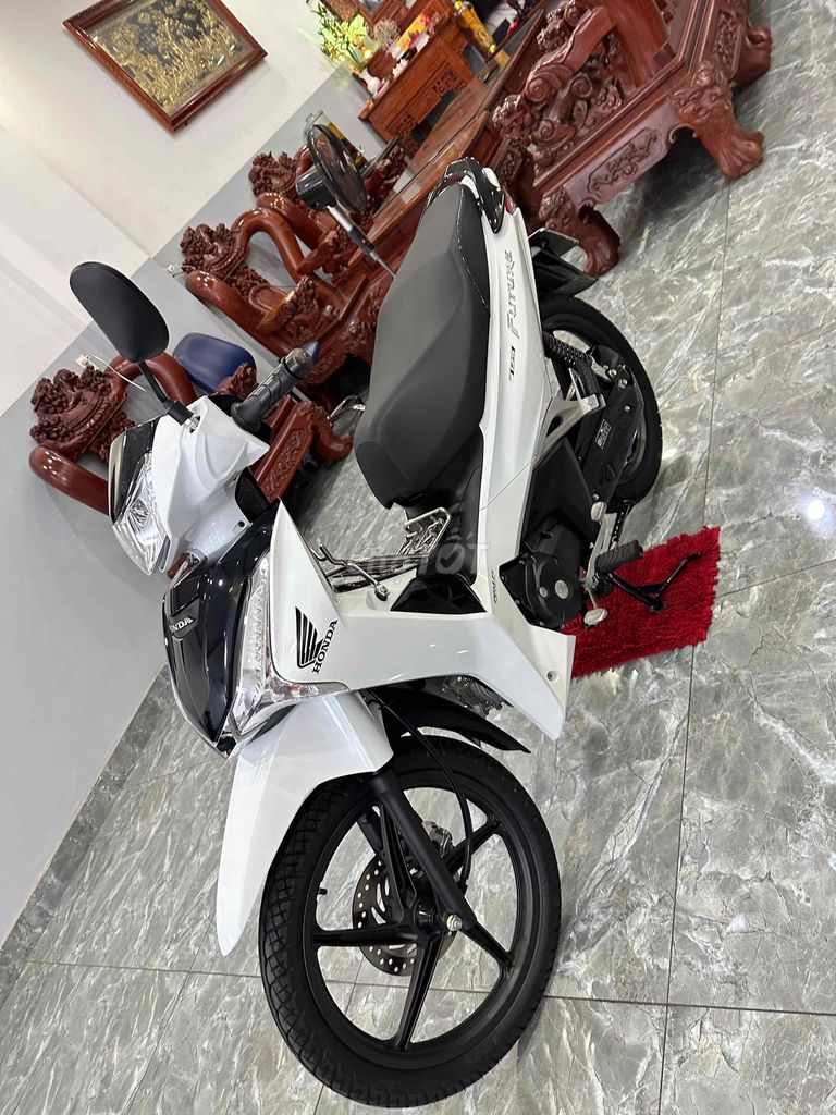 Honda Future 2025 Trắng 2200 km. Mua bán Xe máy tại Quận Bình Tân Tp Hồ Chí Minh được đăng bởi Cửa hàng xe Đức Mạnh hình 4