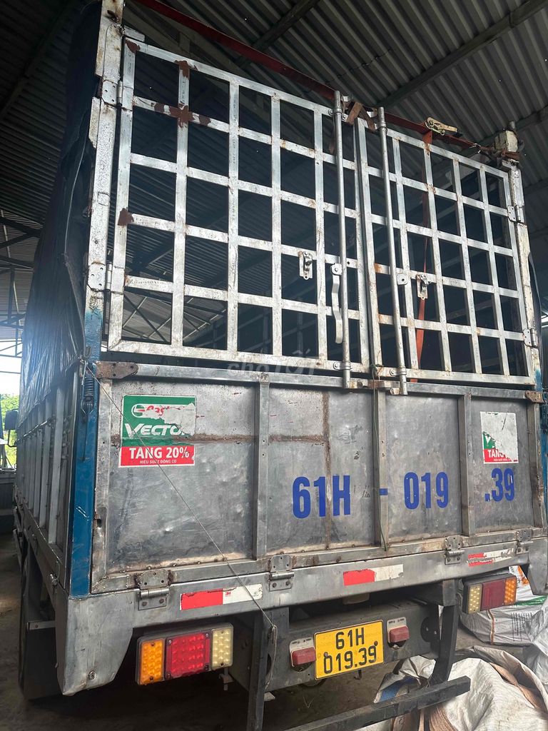cấn bán xe tải như hình. Mua bán Xe tải, xe ben tại Huyện Thống Nhất Đồng Nai được đăng bởi Hoa Quang Le hình 4