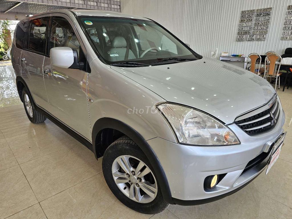 Mitsubishi Zinger 2009 photo 3