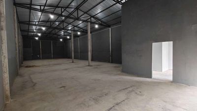 Cho thuê xưởng Tân Uyên 350m/16tr đường tải lớn sẵn văn phòng. Cho thuê văn phòng, mặt bằng kinh doanh tại Thị xã Tân Uyên Bình Dương được đăng bởi Sỹ Kho Xưởng