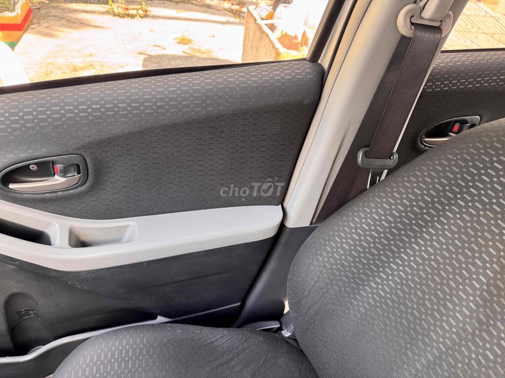 Toyota Yaris 2009 Vàng cát. Mua bán Ô tô tại Huyện Bình Chánh Tp Hồ Chí Minh được đăng bởi Bảo My hình 12