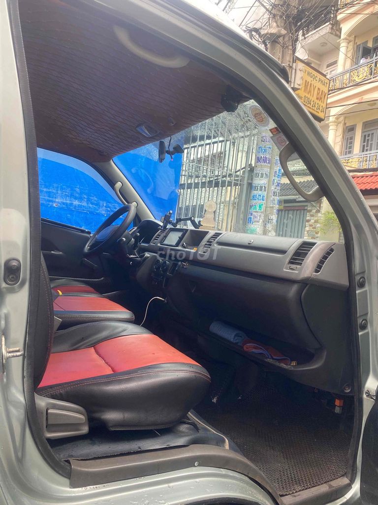 SIÊU PHẨM TOYOTA HIACE 2008 MÁY DẦU 3 chỗ. Mua bán Ô tô tại Quận 12 Tp Hồ Chí Minh được đăng bởi anh thanh hình 15