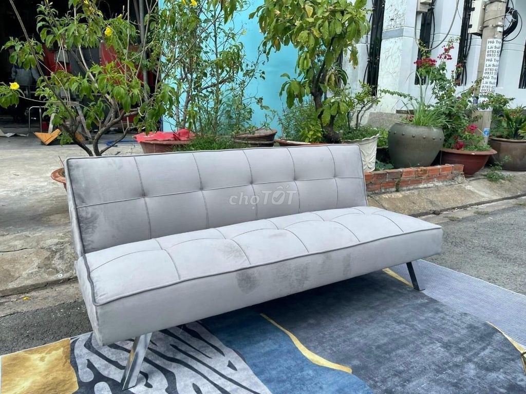 Sofa bed vừa là ghế vừa là giường. Mua bán Bàn ghế tại Quận Bình Tân Tp Hồ Chí Minh được đăng bởi Tổng kho phế liệu hình 1