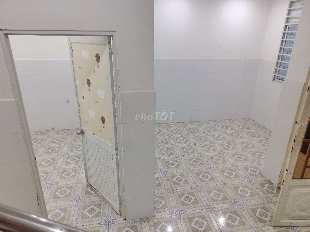 BÁN Nhà 40m2 Gần Chợ ThủĐức