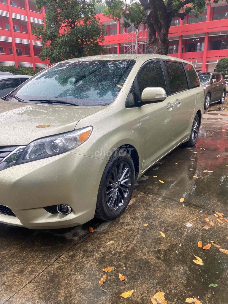Toyota Sienna 2010 - 125000 km chính chủ nhập Mỹ. Mua bán Ô tô tại Thành phố Biên Hòa Đồng Nai được đăng bởi nguyễn hồng sơn hình 2