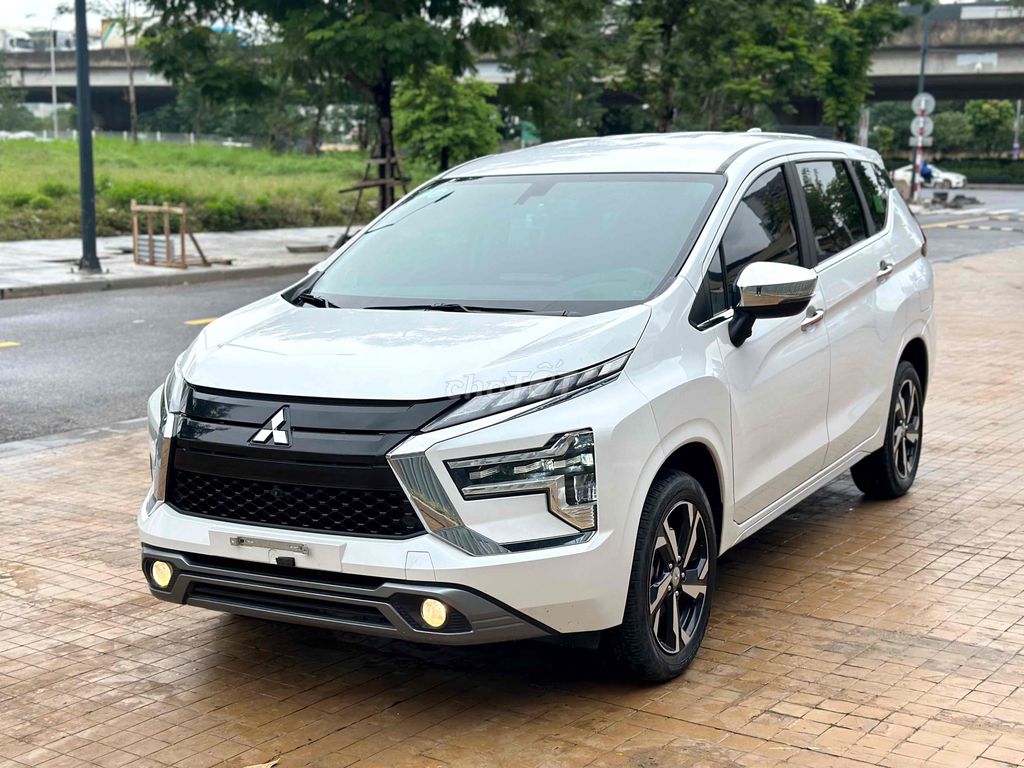 Xe 7 Chỗ Xpander 1.5 sx 2013 AT Premium. Mua bán Ô tô tại Quận Hoàng Mai Hà Nội được đăng bởi Thang Pham hình 4