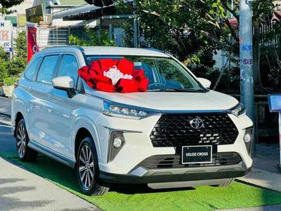 Toyota Veloz Cross 2024 giảm giá sâu