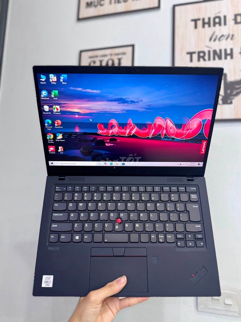 Lenovo ThinkPad X1 Carbon Gen 8 i7 14 inch 16G/256G. Mua bán Laptop tại Quận Hà Đông Hà Nội được đăng bởi Hội Đồ Điện Tử hình 1
