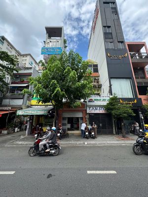 MT Phan Xích Long gần BV Hoàn Mỹ - 53m2, 4 tầng, vỉa hè 2m.