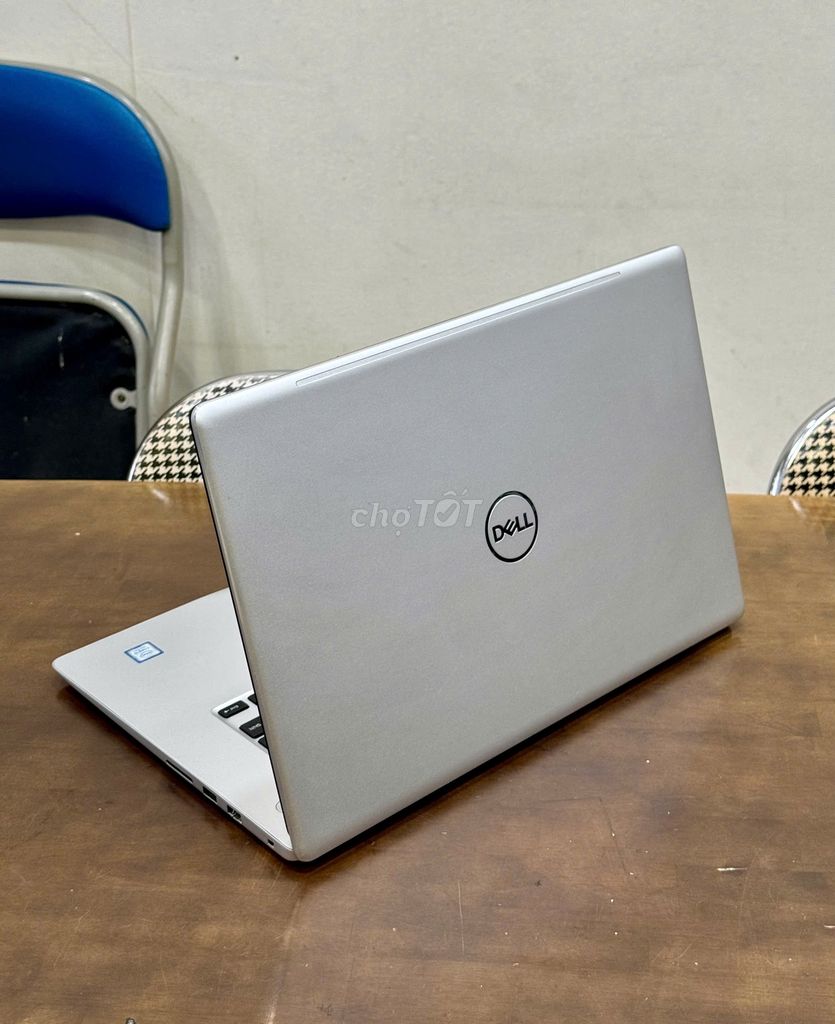 DELL INSPIRON 7570 I5-8250U 16GB 128SD+1T 940MX-4G