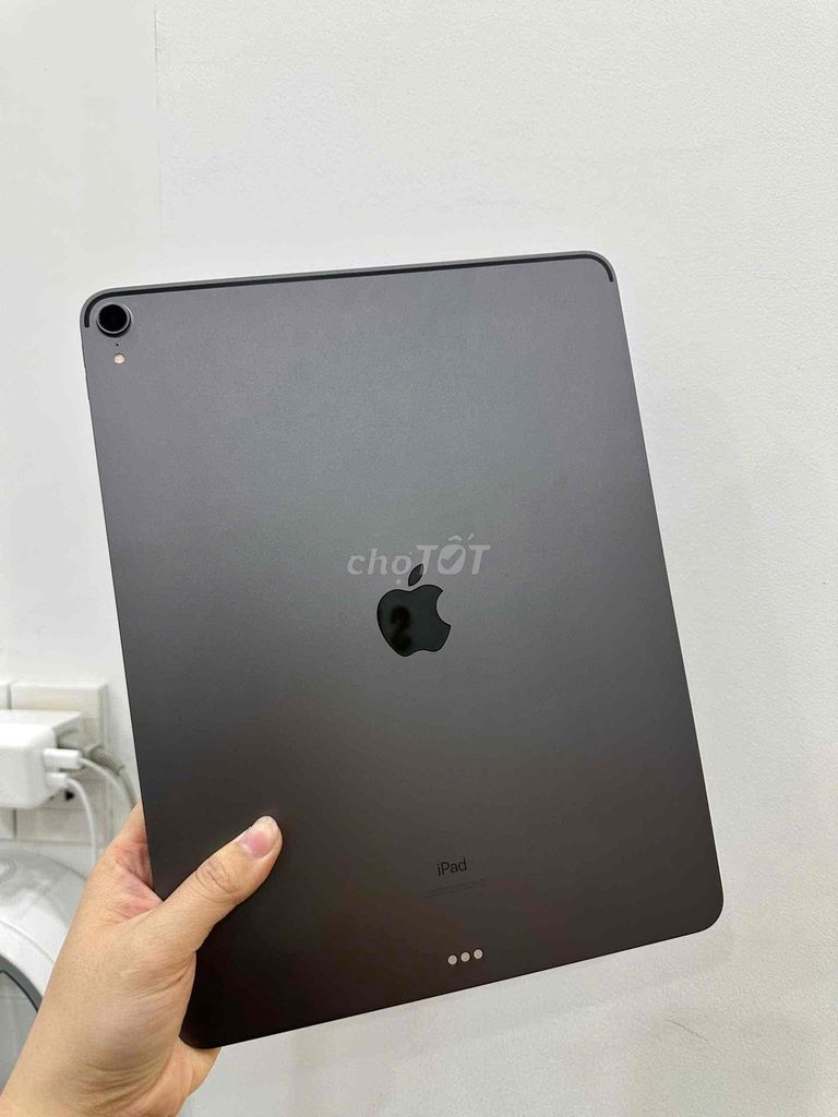 Apple iPad Pro 12.9 zin chuẩn full. Mua bán Máy tính bảng tại Quận Phú Nhuận Tp Hồ Chí Minh được đăng bởi cũ người mới ta hình 1