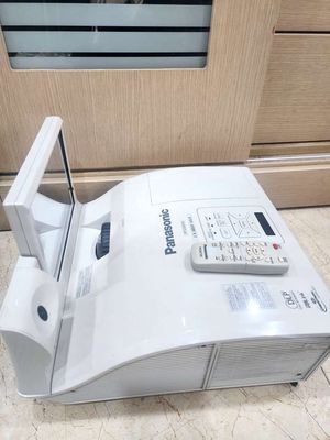 Máy chiếu siêu gần panasonic hd sáng đẹp. Mua bán Đồ dùng văn phòng tại Quận 3 Tp Hồ Chí Minh được đăng bởi hai