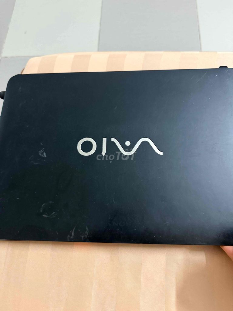 Sony Vaio SVF1421DSGB i3-3217U 4GB/466GB Đen. Mua bán Laptop tại Quận Ba Đình Hà Nội được đăng bởi Tú Phạm hình 1