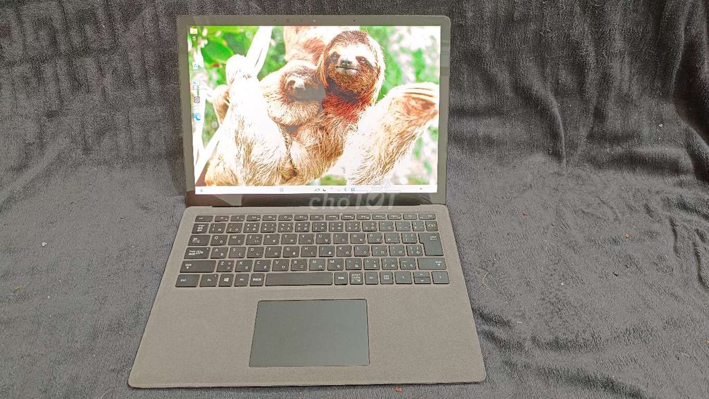 Microsoft Surface Laptop 2 i7-8650U 8GB/256GB. Mua bán Laptop tại Quận Đống Đa Hà Nội được đăng bởi Đinh Văn Thọ hình 1