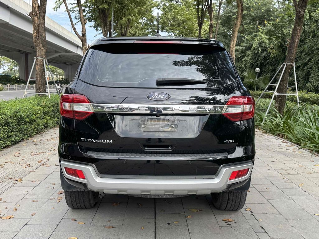 CẦN BÁN FORD EVERET TITANMIUM 4WD 4x4 XE 1 CHỦ. Mua bán Ô tô tại Quận Bắc Từ Liêm Hà Nội được đăng bởi Mr PHÁT THÁI HÀ AUTO hình 5