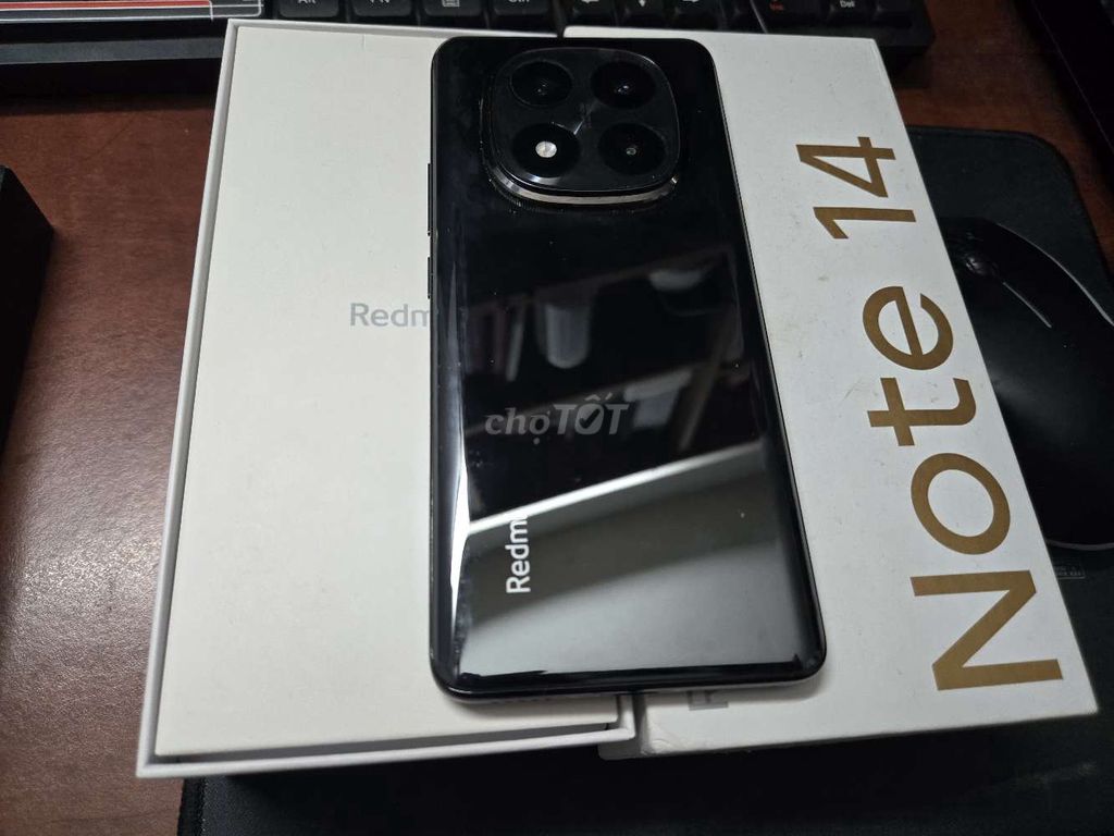 Xiaomi Redmi Note 14 Pro Plus 5G Đen. Mua bán Điện thoại tại Quận 4 Tp Hồ Chí Minh được đăng bởi P Yuthunder hình 1