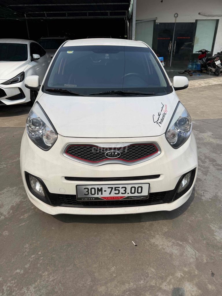 Kia Morning белая 5 мест автомат