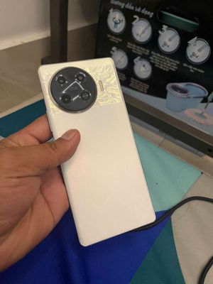 Techno spark 20 pro plus zin đẹp 99%. Mua bán Điện thoại tại Quận 8 Tp Hồ Chí Minh được đăng bởi Trung Nguyễn 