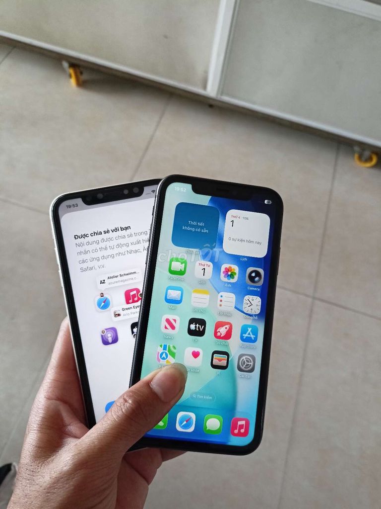 iPhone 11 64GB màu đen trắng. Mua bán Điện thoại tại Quận Bình Thuỷ Cần Thơ được đăng bởi CH Thuan Mobile hình 1