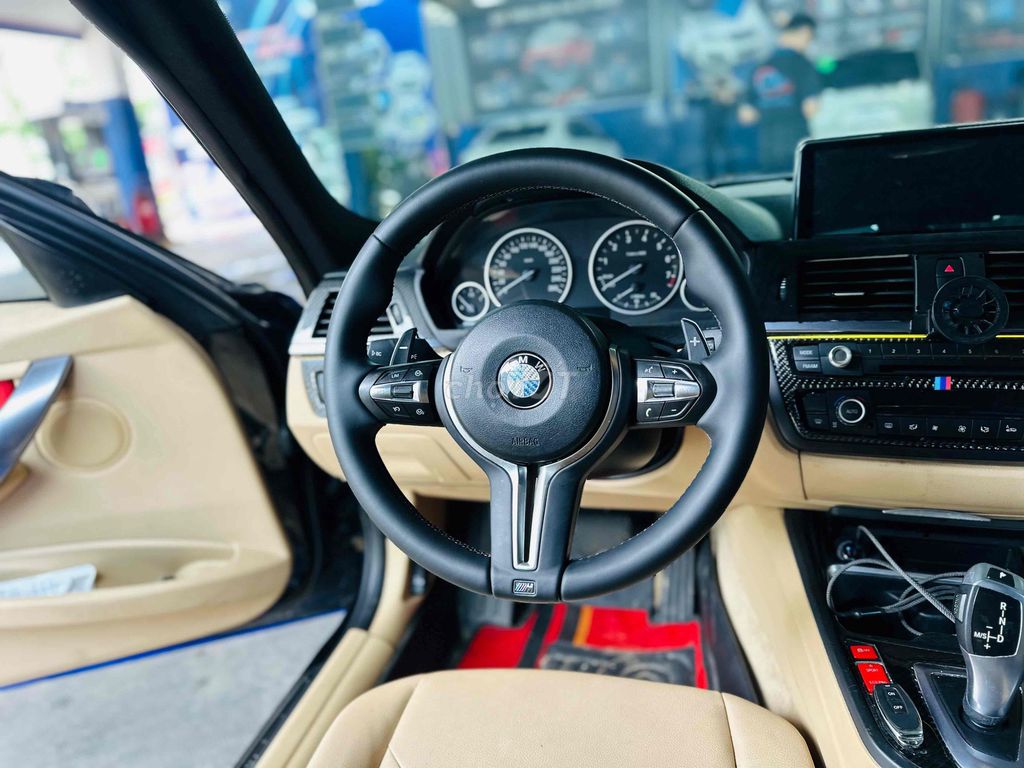 BMW 3 Series 2013 320i - 83000 km. Mua bán Ô tô tại Quận Gò Vấp Tp Hồ Chí Minh được đăng bởi nguyễn quốc trinh hình 6