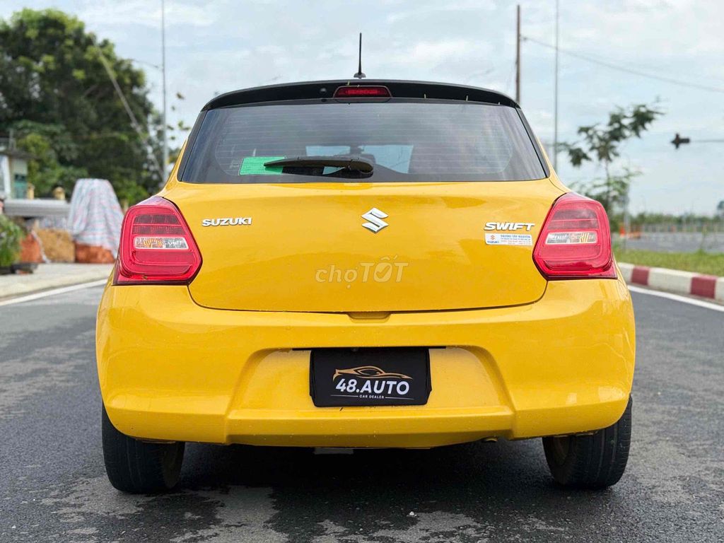 Suzuki Swift 2020 màu vàng, nhập Thái, odo 8 vạn. Mua bán Ô tô tại Huyện Hóc Môn Tp Hồ Chí Minh được đăng bởi Nguyễn Duy Khánh hình 6