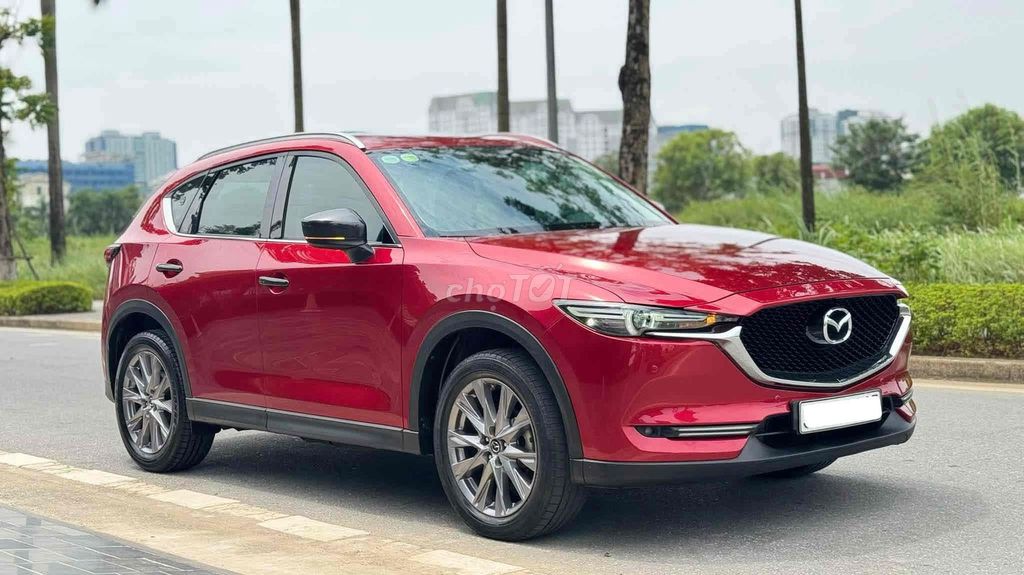 Мазда CX5 2.0 Премиум 2019, модель 2020 года, очень хорошее качество
