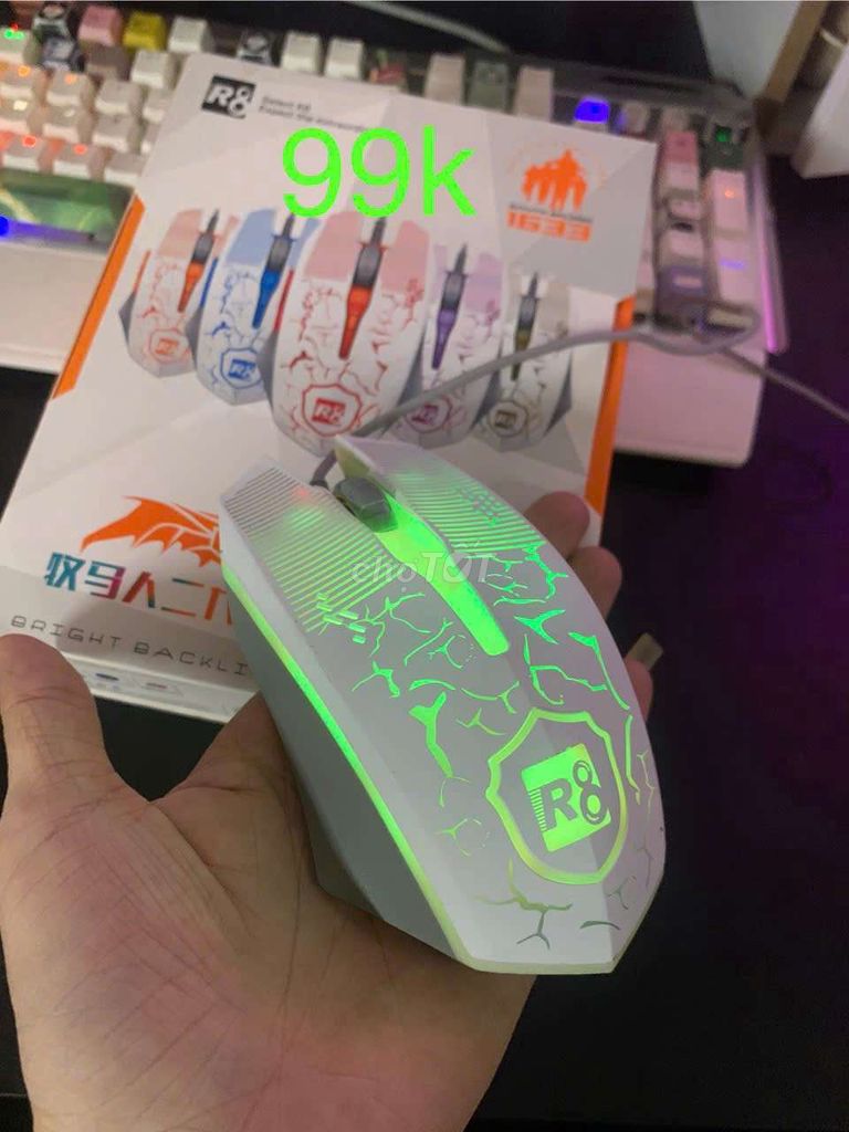 Chuột R8 Có dây LED RGB Trắng Mới. Mua bán Phụ kiện (Màn hình, Chuột...) tại Quận Liên Chiểu Đà Nẵng được đăng bởi Shop phụ kiện hình 1