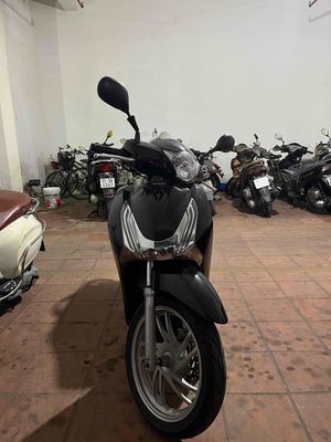 Honda SH 150 VN 2013  xe Gia đình mua mới từ đầu