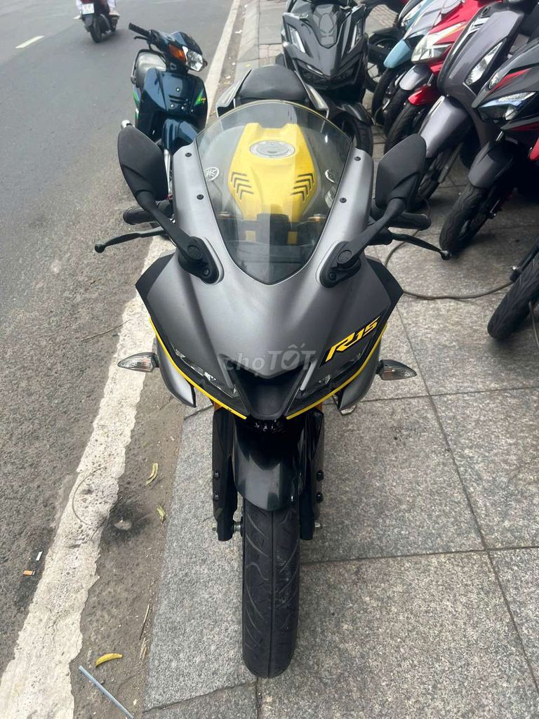 Yamaha r15 v3 150 2020 mới 90% Bstp chính chủ. Mua bán Xe máy tại Quận Tân Phú Tp Hồ Chí Minh được đăng bởi Tuanduy hình 4