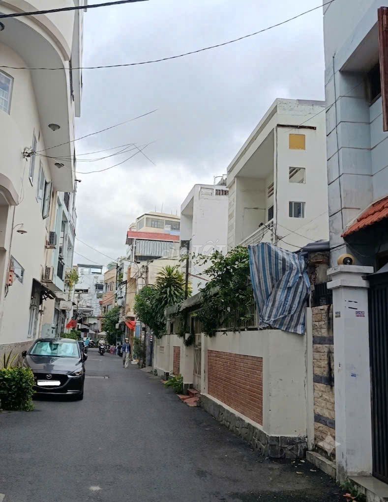 NGANG Lớn bề thế - Nhà 2 Tầng x 68,6m² - Hẻm 2XH ra đường Bạch Đằng.