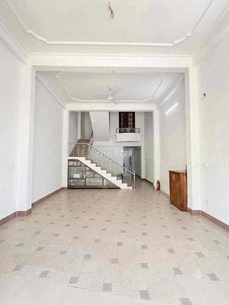 Аренда · 3 комн. · 100 м² · Quận Sơn Trà, ул. Đường Nguyễn Chí Diểu