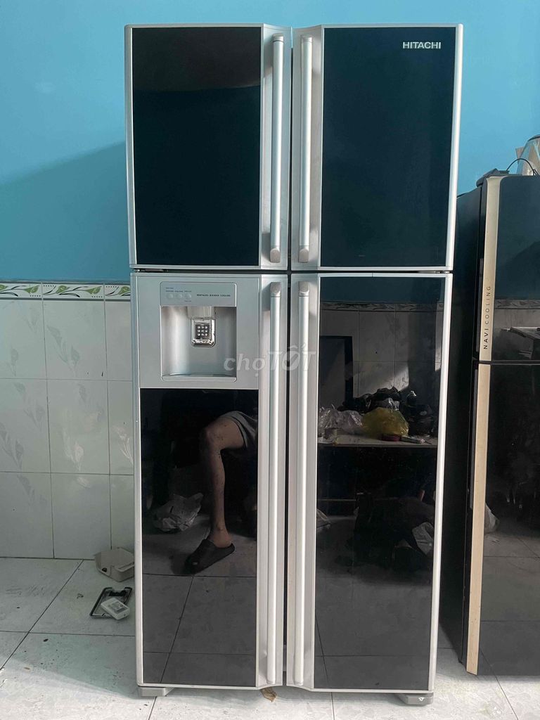 thanh lý tủ lạnh hitachi inveter 550L