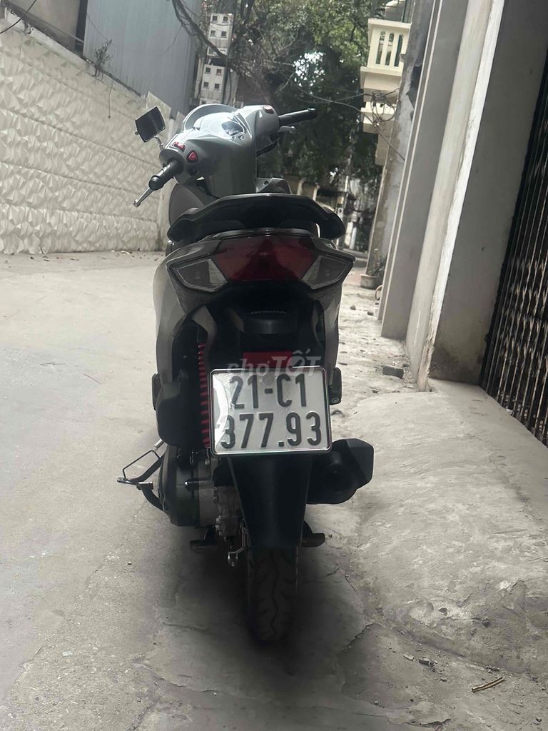 cần bán vision 2023 xám xi măng. Mua bán Xe máy tại Quận Thanh Xuân Hà Nội được đăng bởi Lê Duy hình 2