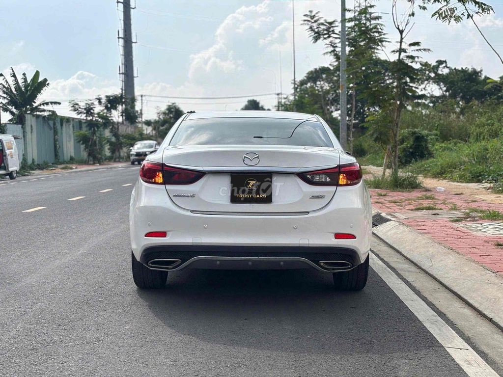 Mazda 6 2019 Mazda 6 2.0L Premium - 26000 km. Mua bán Ô tô tại Quận 8 Tp Hồ Chí Minh được đăng bởi Cửa hàng ô tô cũ TRUST CARS hình 6