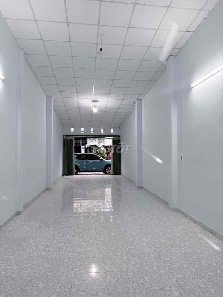 Rent · 1 bd · 84 м² · Quận Tân Phú, ул. Đường Phạm Quý Thích