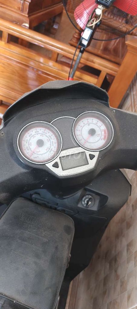 Benelli Caffenero 2014 серебристый итальянский