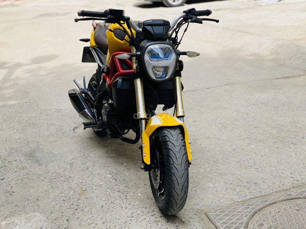 DUCATI MINI 110 VÀNG ĐEN NGUYÊN BẢN ÍT DUNGF. Mua bán Xe máy tại Quận Nam Từ Liêm Hà Nội được đăng bởi MAI HÒA hình 2