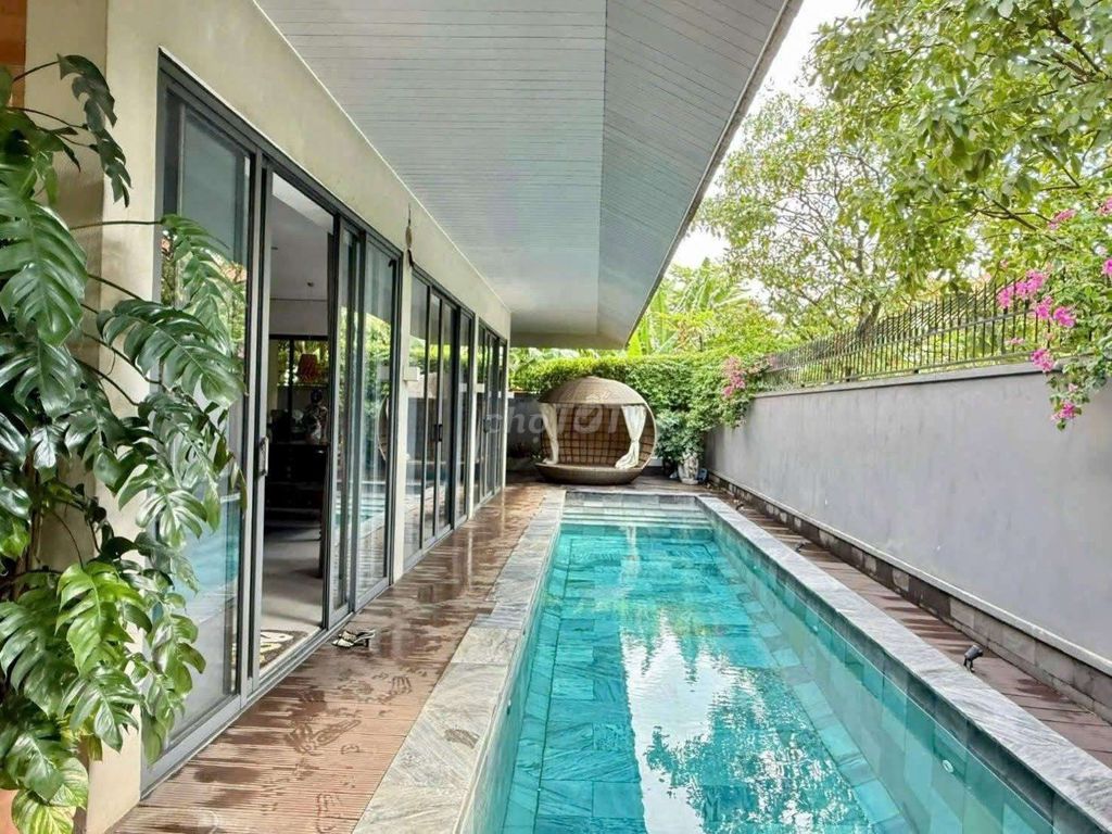 HOT Biệt Thự 15M X 20M Góc 2 Mặt Tiền Khu BT Thạnh Xuân Quận 12