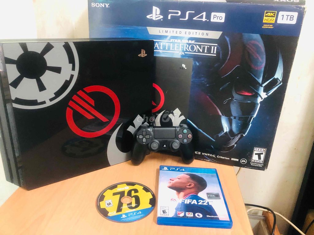 COMBO PS4 PRO STAR WAR 2 GAME FIFA22 + FALLOUT 76