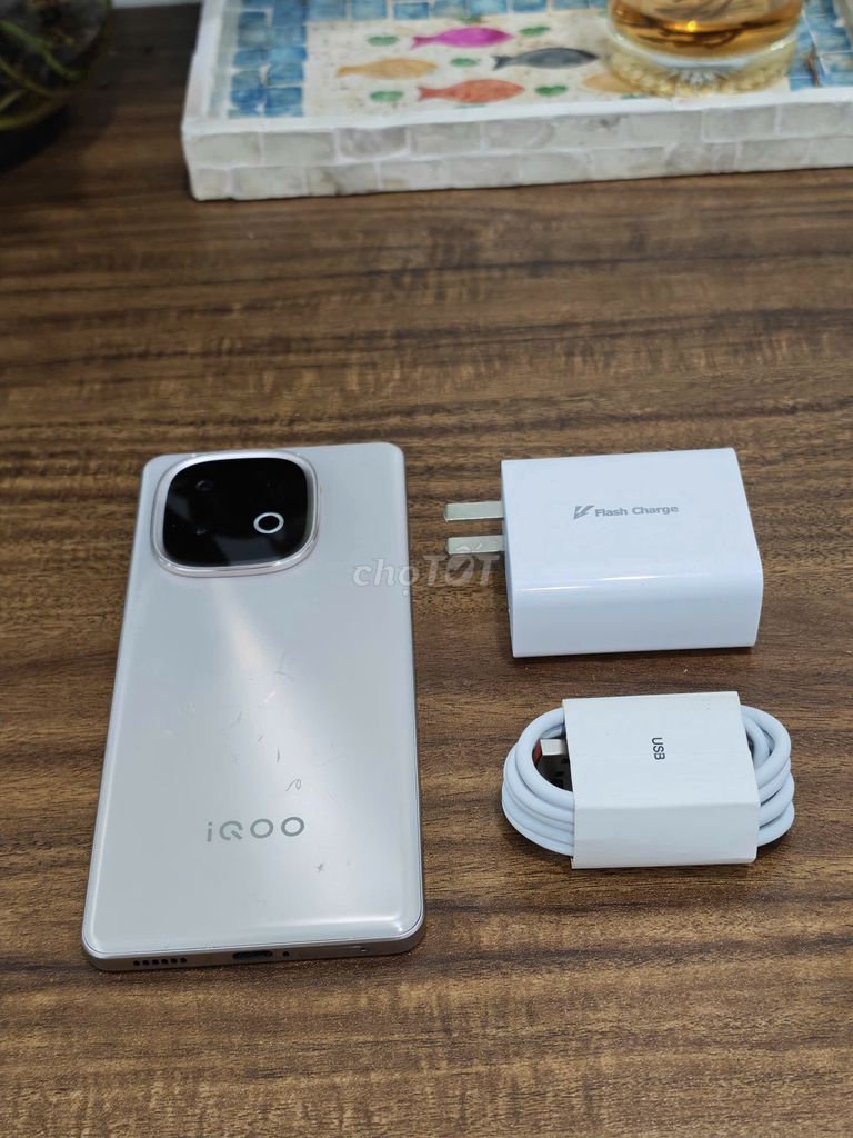 Vivo IQOO Z10 Turbo 5G Vàng 12/256 sạc 80w có COD. Mua bán Điện thoại tại Quận Hoàng Mai Hà Nội được đăng bởi Trần Ngọc Hiếu hình 1